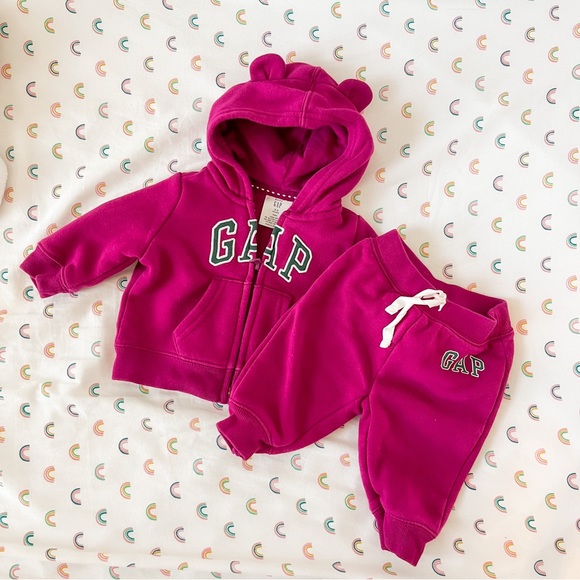 GAP Other - Baby Gap Purple Sweatsuit Size 0-3 months
